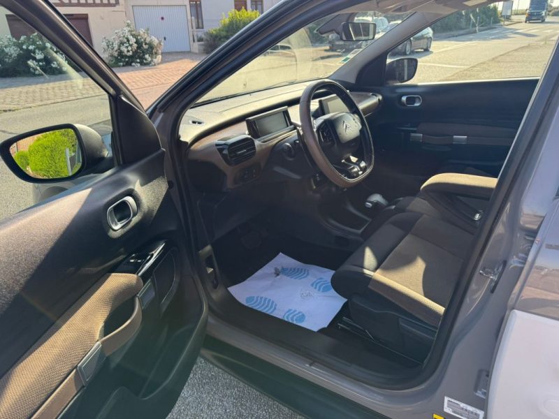 Citroën C4 Cactus 1.6 E-HDi 100Ch ETG6 Shine