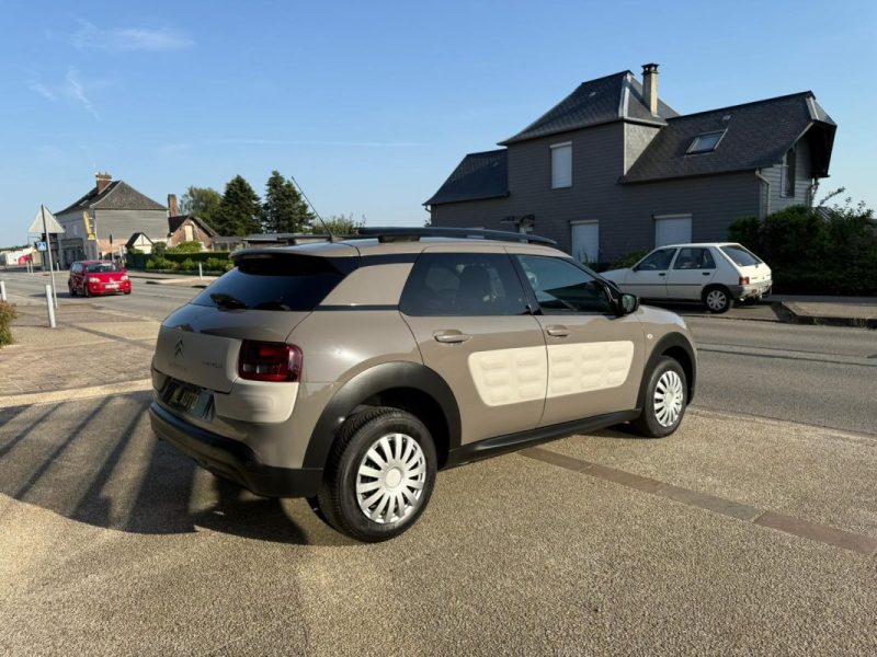 Citroën C4 Cactus 1.6 E-HDi 100Ch ETG6 Shine