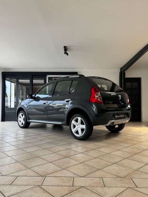 DACIA SANDERO 1.6 87CV STEPWAY - Distribution Neuve - Garantie 12 mois ou 15.000km - CT OK