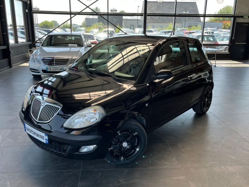 🚗 LANCIA Y 1.3 MULTIJET 16V ⚙️Full options ☀️ Toit ouvrant ❄️ Climatisation 🪑 Sièges en cuir