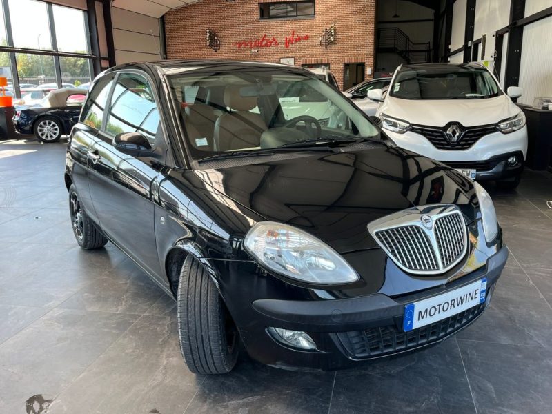 🚗 LANCIA Y 1.3 MULTIJET 16V ⚙️Full options ☀️ Toit ouvrant ❄️ Climatisation 🪑 Sièges en cuir
