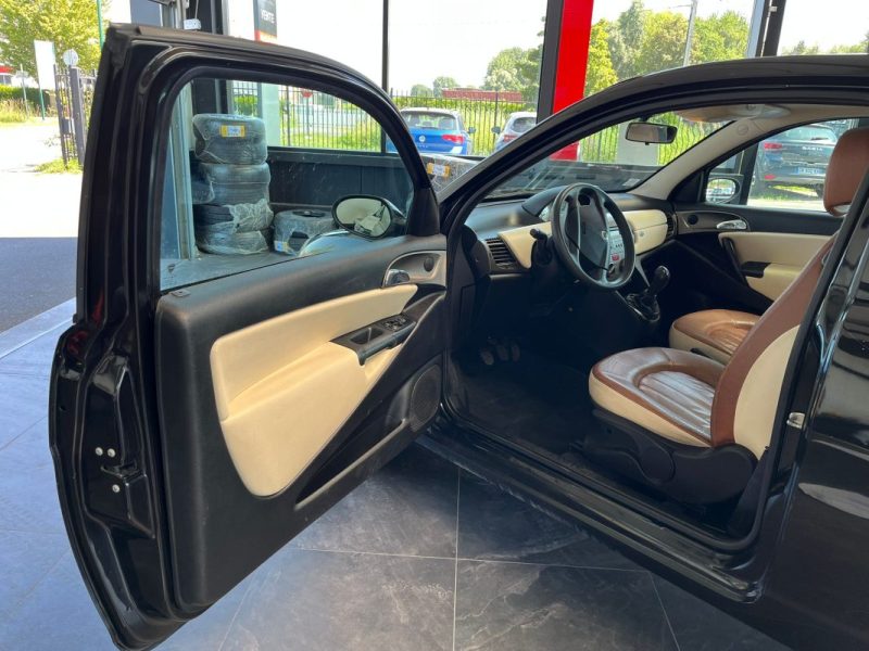 🚗 LANCIA Y 1.3 MULTIJET 16V ⚙️Full options ☀️ Toit ouvrant ❄️ Climatisation 🪑 Sièges en cuir