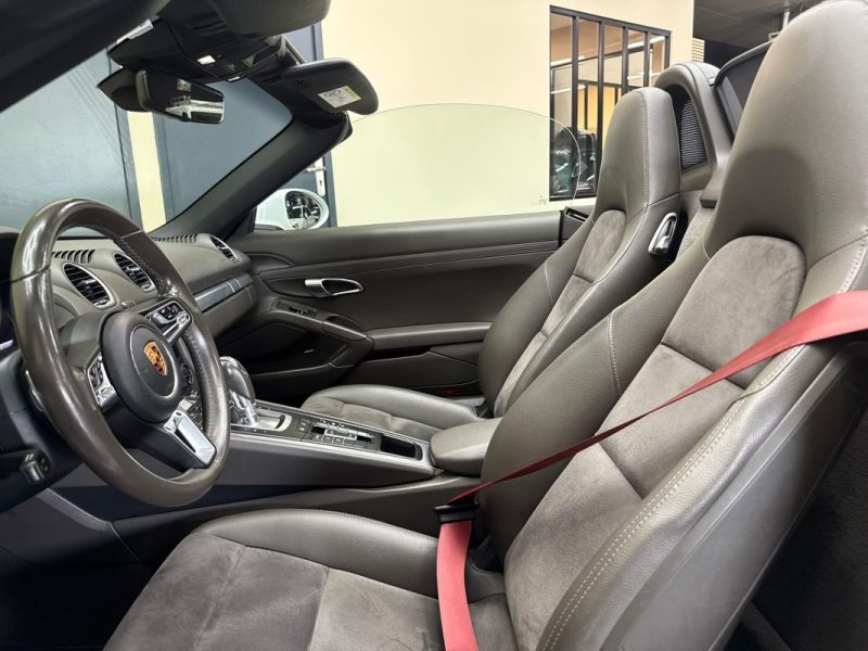 PORSCHE BOXSTER 718 2.0 I TURBO 300cv FRANCAISE / SUIVI PORSCHE