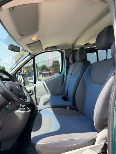 RENAULT TRAFIC PASSENGER L1H1 2.0DCI 115 EXPRESSION 2011