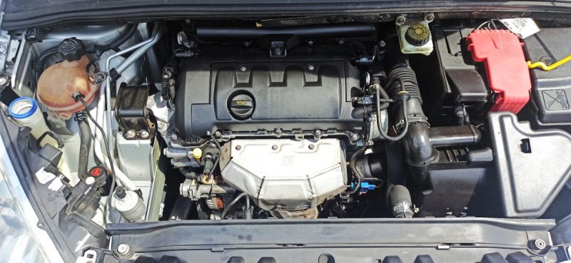 PEUGEOT 308 1.4 90CV 5PORTES PARFAIT ETAT GARANTIE 6MOIS