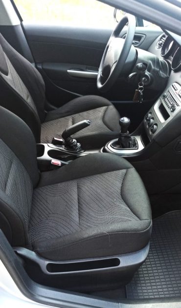 PEUGEOT 308 1.4 90CV 5PORTES PARFAIT ETAT GARANTIE 6MOIS