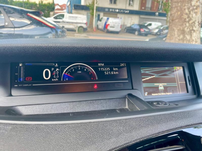 RENAULT SCENIC III 1.5 dCi 110 BOSE EDC