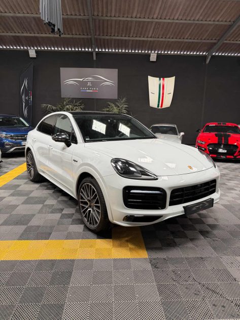 PORSCHE CAYENNE COUPE PLATINIUM EDITION 3.0 462CH (TVA APPARENTE, 1ERE MAIN, SUIVI PORSCHE)
