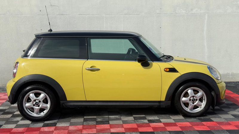 MINI MINI COOPER 1.6 i 112 Cv 