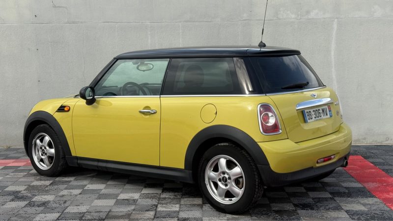 MINI MINI COOPER 1.6 i 112 Cv 
