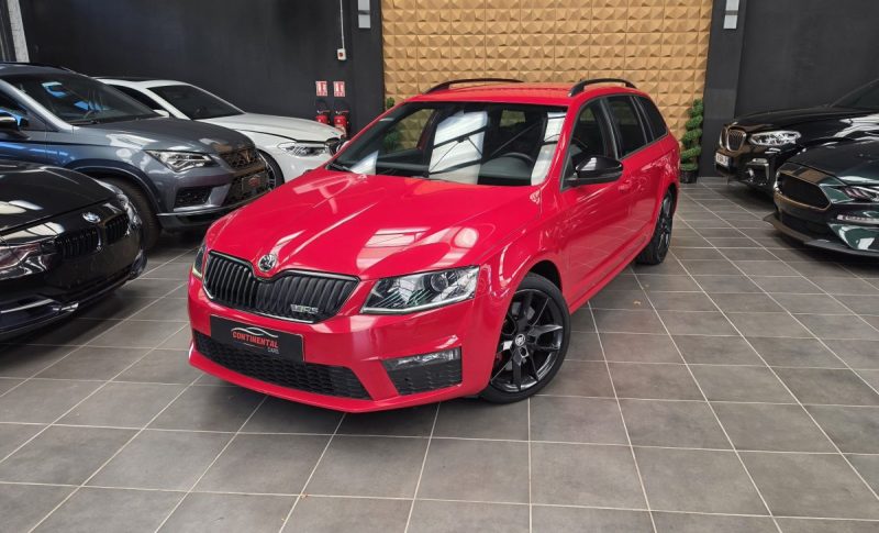 SKODA OCTAVIA COMBI 2.0 TSI 220 RS*1ERE MAIN*LED/XENON*GPS*CAMERA*