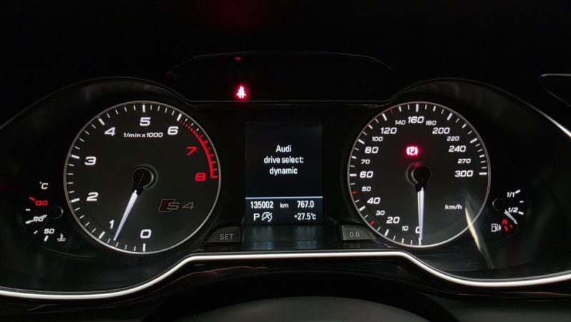AUDI S4 IV (2) AVANT 3.0 TFSI 333 QUATTRO S TRONIC 7*1°MAIN*B&O*XENON*