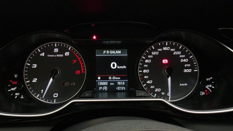 AUDI S4 IV (2) AVANT 3.0 TFSI 333 QUATTRO S TRONIC 7*1°MAIN*B&O*XENON*