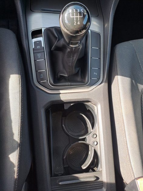 VOLKSWAGEN SPORTSVAN 1.6 TDI 110 CONFORTLINE 2014