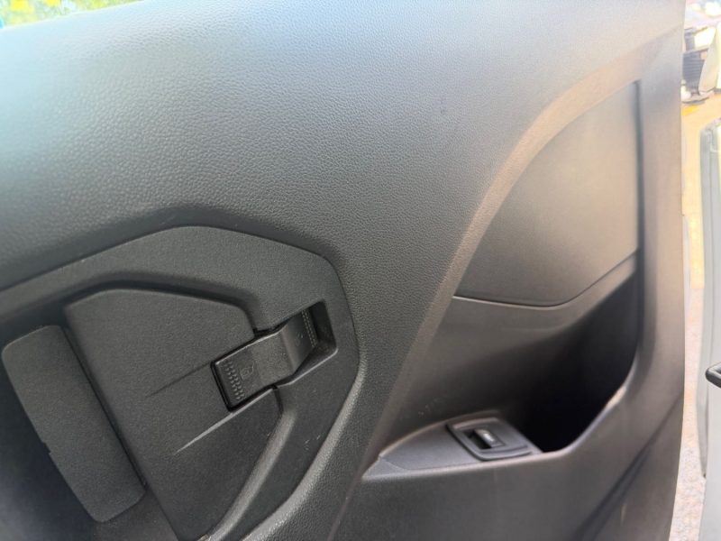 RENAULT KANGOO 1.5 BLUE DCI 95 TVA RECUPERABLE