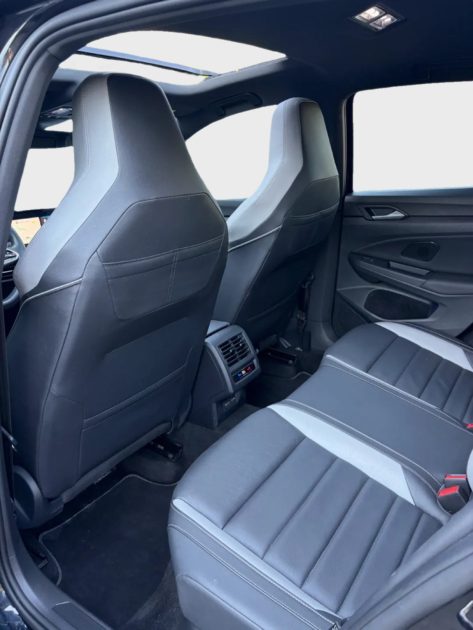 VOLKSWAGEN GOLF 8 GTD FULL OPTION /TOIT OUVRANT/HK/ATTELAGE2.0 TDI 200 DSG7 