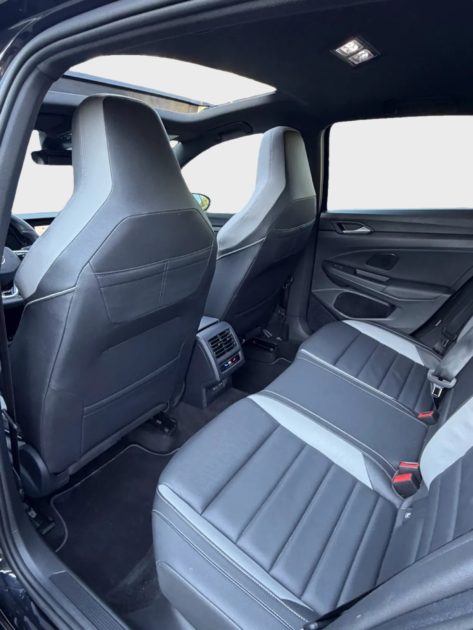 VOLKSWAGEN GOLF 8 GTD FULL OPTION /TOIT OUVRANT/HK/ATTELAGE2.0 TDI 200 DSG7 