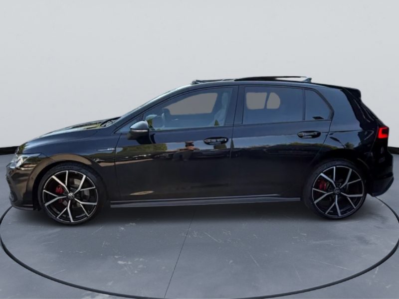VOLKSWAGEN GOLF 8 GTD FULL OPTION /TOIT OUVRANT/HK/ATTELAGE2.0 TDI 200 DSG7 