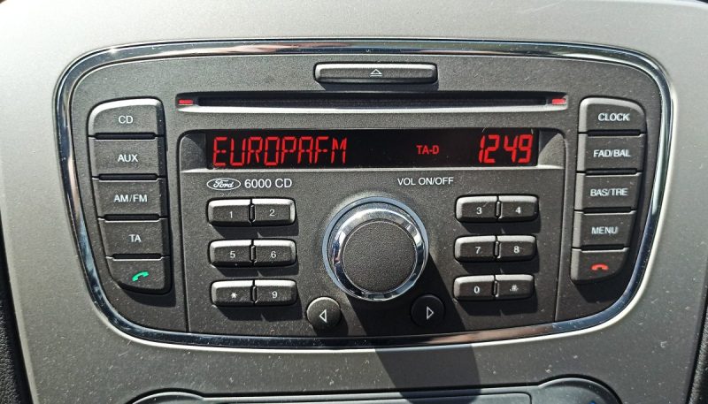 FORD FOCUS 1.6 TDCI BREAK 1ER MAIN GARANTIE 6MOIS