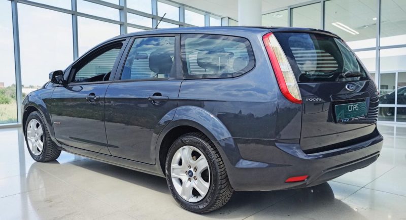 FORD FOCUS 1.6 TDCI BREAK 1ER MAIN GARANTIE 6MOIS