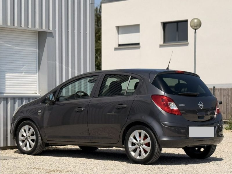 OPEL CORSA 1.2 TWINPORT 85CV ESSENTIA 2012 134 500KM