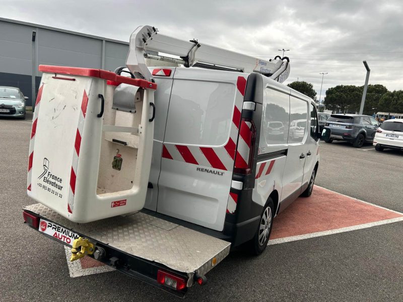  TRAFIC  2.0 DCI 145 NACELLE 2021