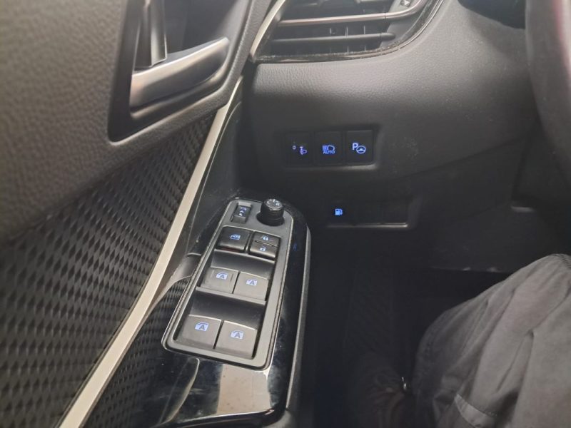 TOYOTA C-HR SUV HYBRIDE 1.8 GRAPHIC 122cv/1 ERE MAIN/TVA RECUPERABLE