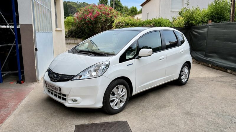 HONDA JAZZ 1.3 I-VTEC 88 HYBRID LUXURY 2014