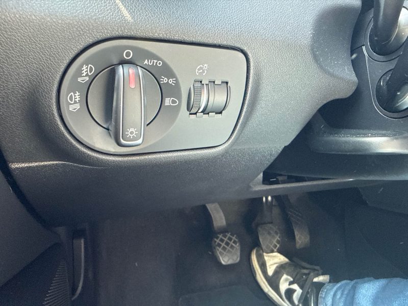AUDI  A1 1.2 TFSI 86 AMBITION  