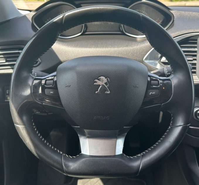 PEUGEOT 308 1.2 110ch Allure  - Moteur Changer - Garantie 12 mois