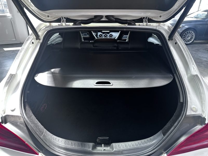 MERCEDES CLA SHOOTING BRAKE 220 CDI SENSATION 7-G DCT 