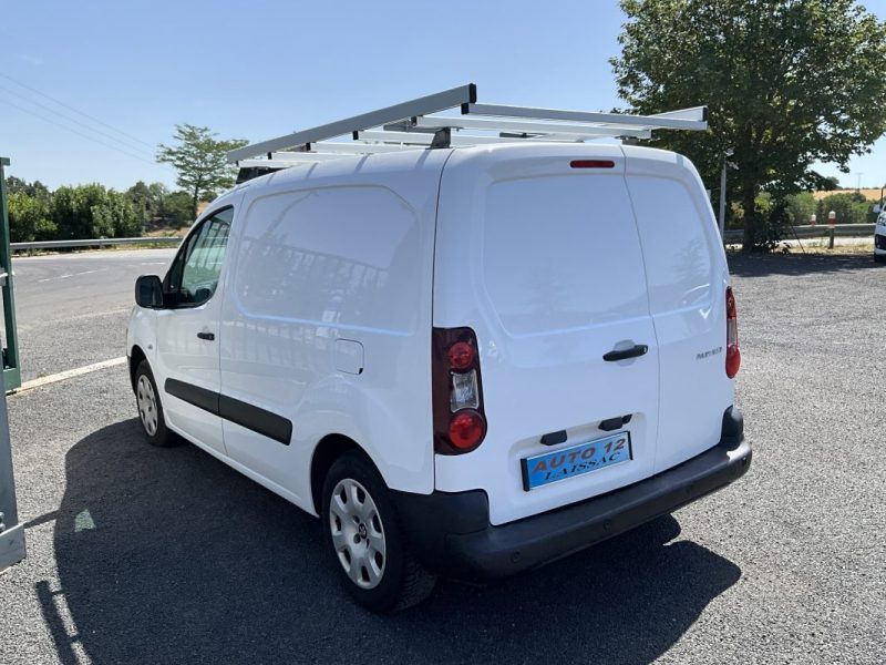 8 325€ HT* PEUGEOT PARTNER 1.6 BLUE HDI 100 CV PACK CLIM NAV 