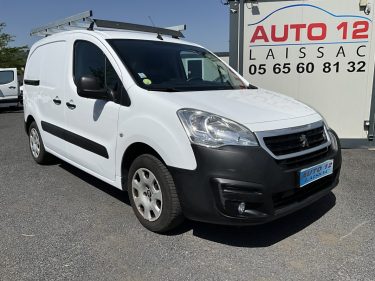 8 325€ HT* PEUGEOT PARTNER 1.6 BLUE HDI 100 CV PACK CLIM NAV 