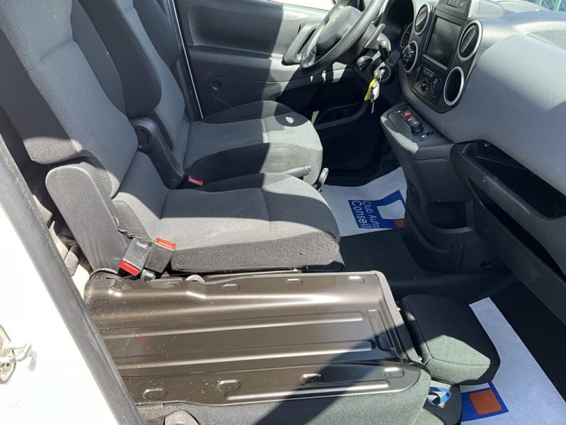 8 325€ HT* PEUGEOT PARTNER 1.6 BLUE HDI 100 CV PACK CLIM NAV 