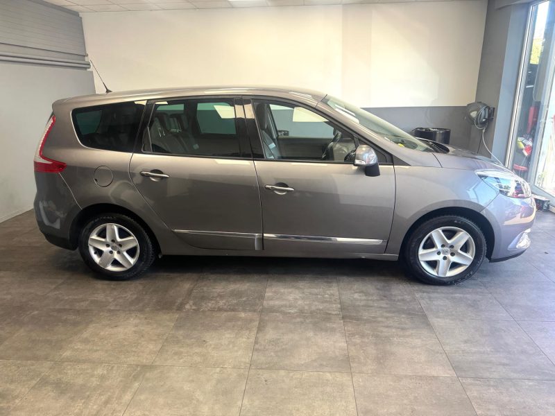 RENAULT GRAND SCENIC III  1.5 DCI 110 ENERGY BUSINESS ECO2 7P 2016