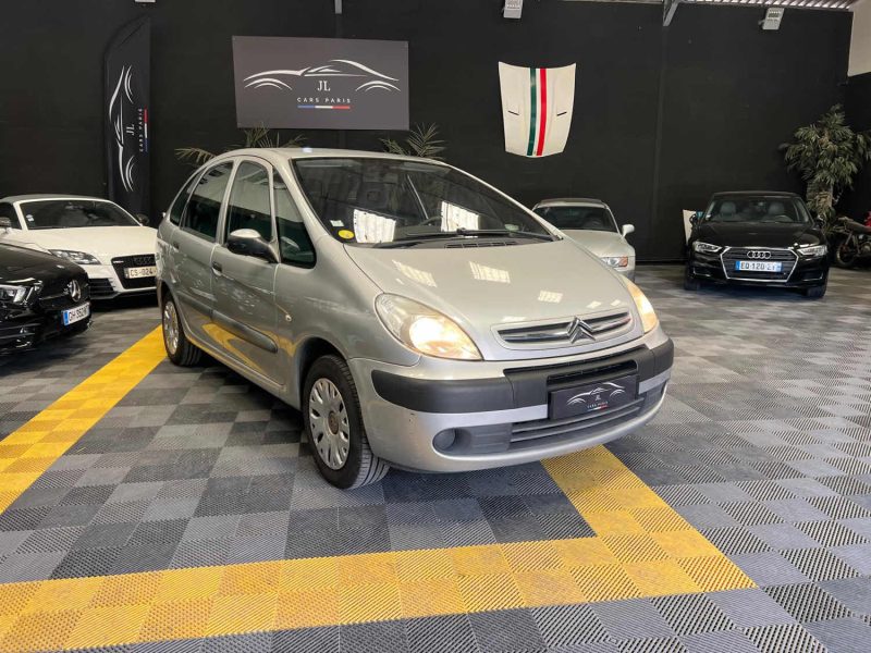 MAGNIFIQUE CITROEN XSARA PICASSO 1.6 ESSENCE 110CH (2EME MAIN, SUIVI ENTRETIEN, RADAR DE RECUL)