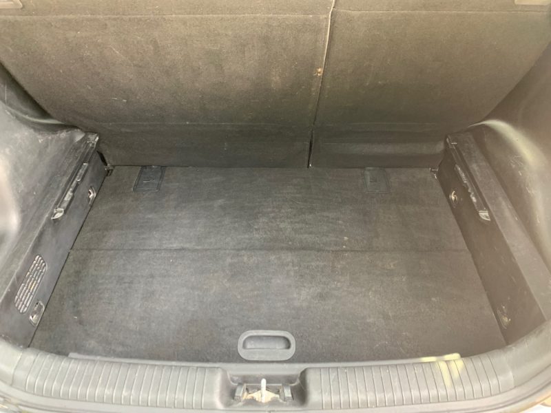 KIA VENGA (YN)  2010
