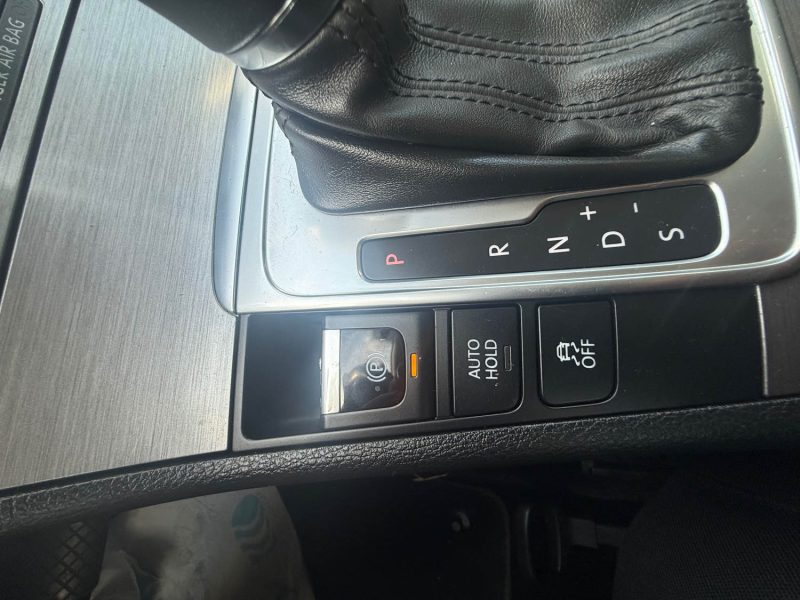 VOLKSWAGEN PASSAT 6 BOITE AUTOMATIQUE 1.4 TSI 160CV CONFORTLINE BLUEMOTION TECHNOLOGY DSG 2013
