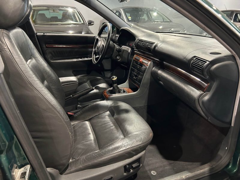 AUDI A4 1.9 TDI 115CH