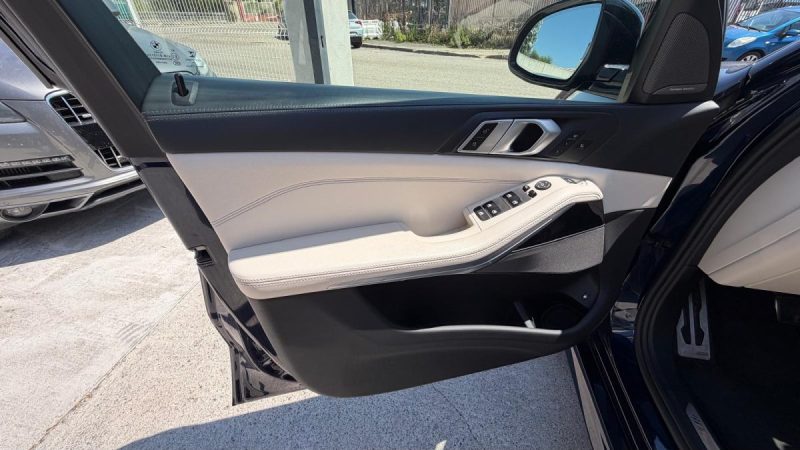 BMW X5 XDRIVE 45E 394CH LOUNGE BA 2021