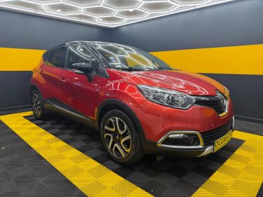 RENAULT CAPTUR 1.2 TCE 120 HELLY HANSEN EDC 