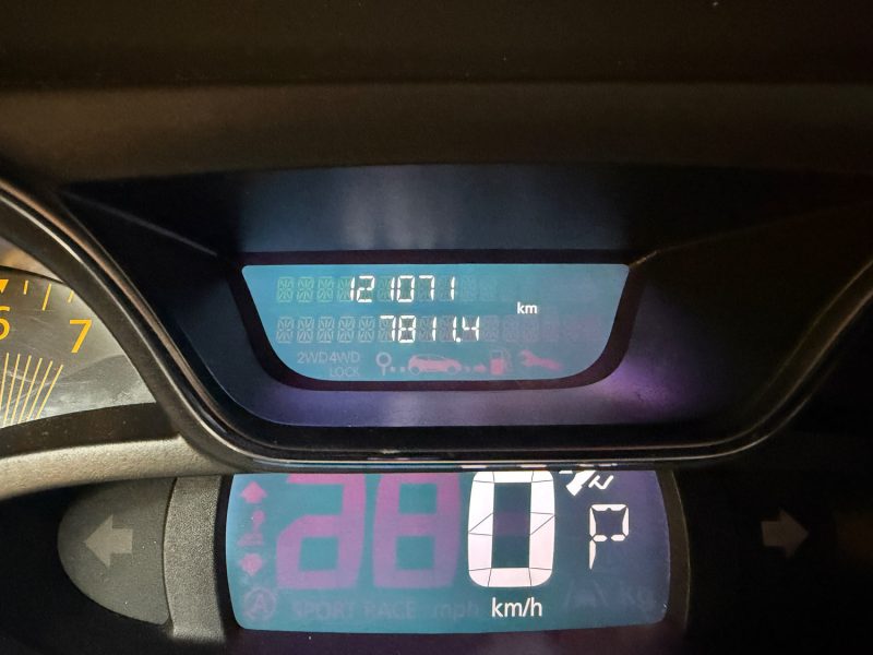 RENAULT CAPTUR 1.2 TCE 120 HELLY HANSEN EDC 