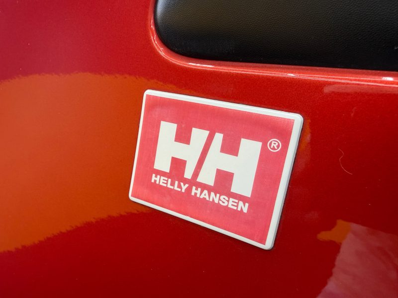 RENAULT CAPTUR 1.2 TCE 120 HELLY HANSEN EDC 