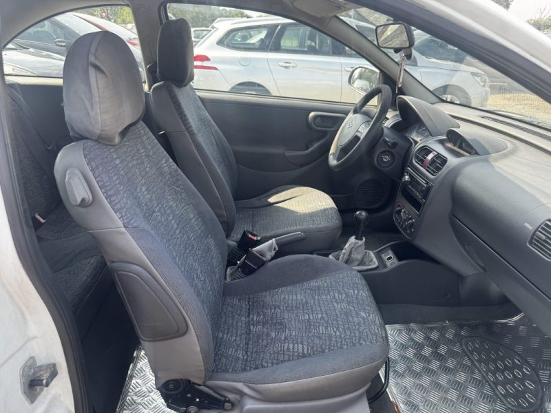 OPEL CORSA 1.7 DI 16V COMFORT 2004