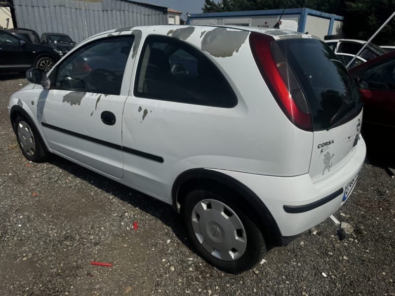 OPEL CORSA 1.7 DI 16V COMFORT 2004