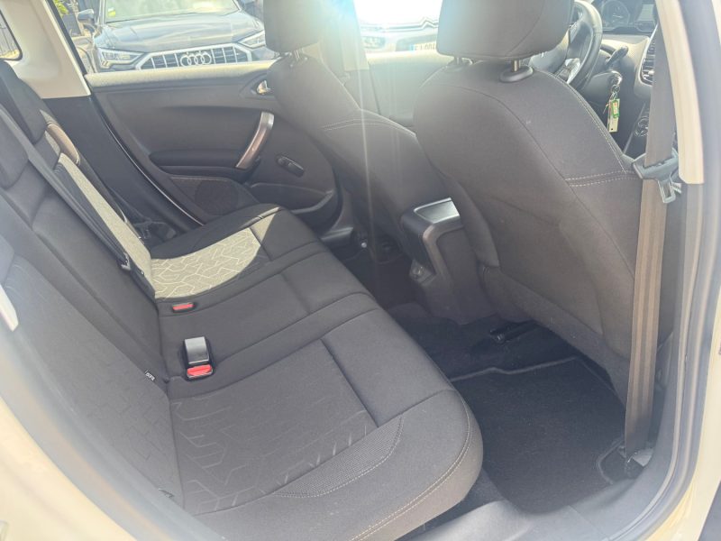PEUGEOT 2008 1.6 BLUE HDI 100 STYLE 2016