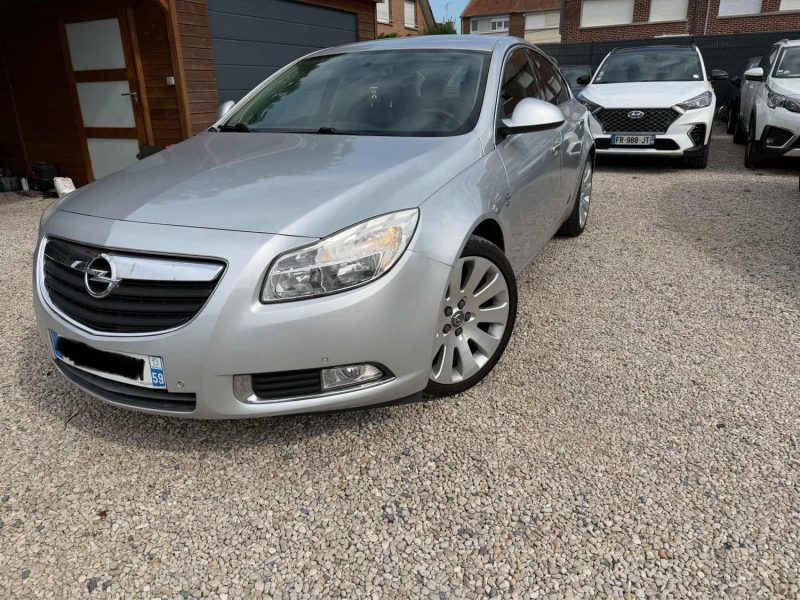 OPEL INSIGNIA 1.4 TURBO 140 COSMO STOP AND START 2012