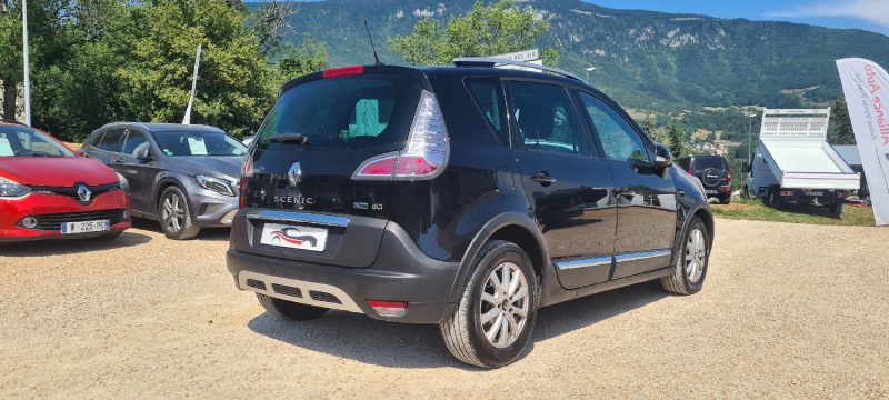 RENAULT Scenic III - 1.6 Dci Xmod 130ch diesel