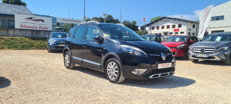 RENAULT Scenic III - 1.6 Dci Xmod 130ch diesel