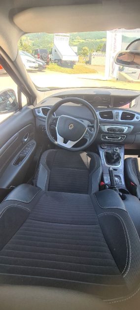 RENAULT Scenic III - 1.6 Dci Xmod 130ch diesel